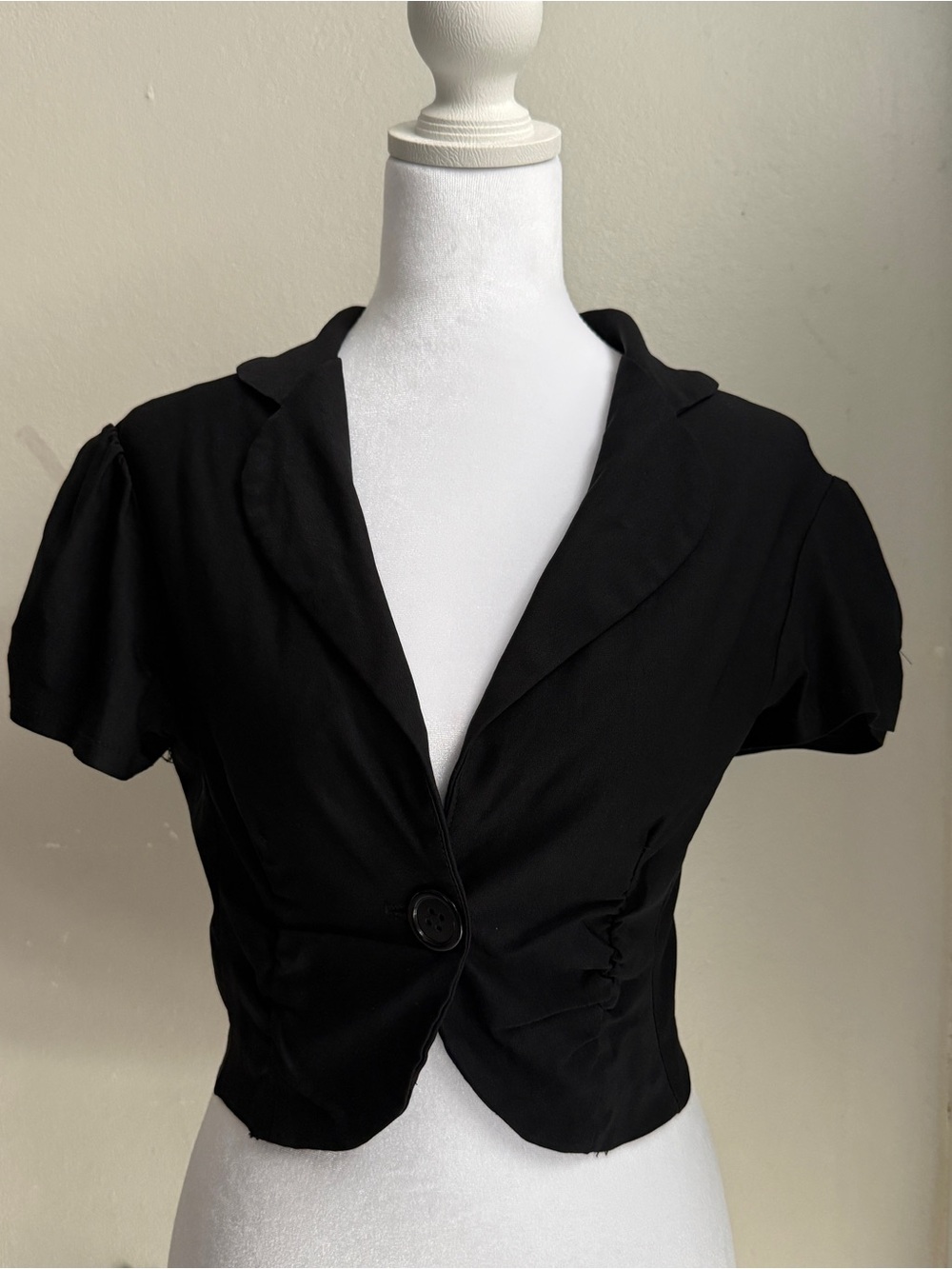 Spring Street Black Cropped Short-Sleeve Blazer